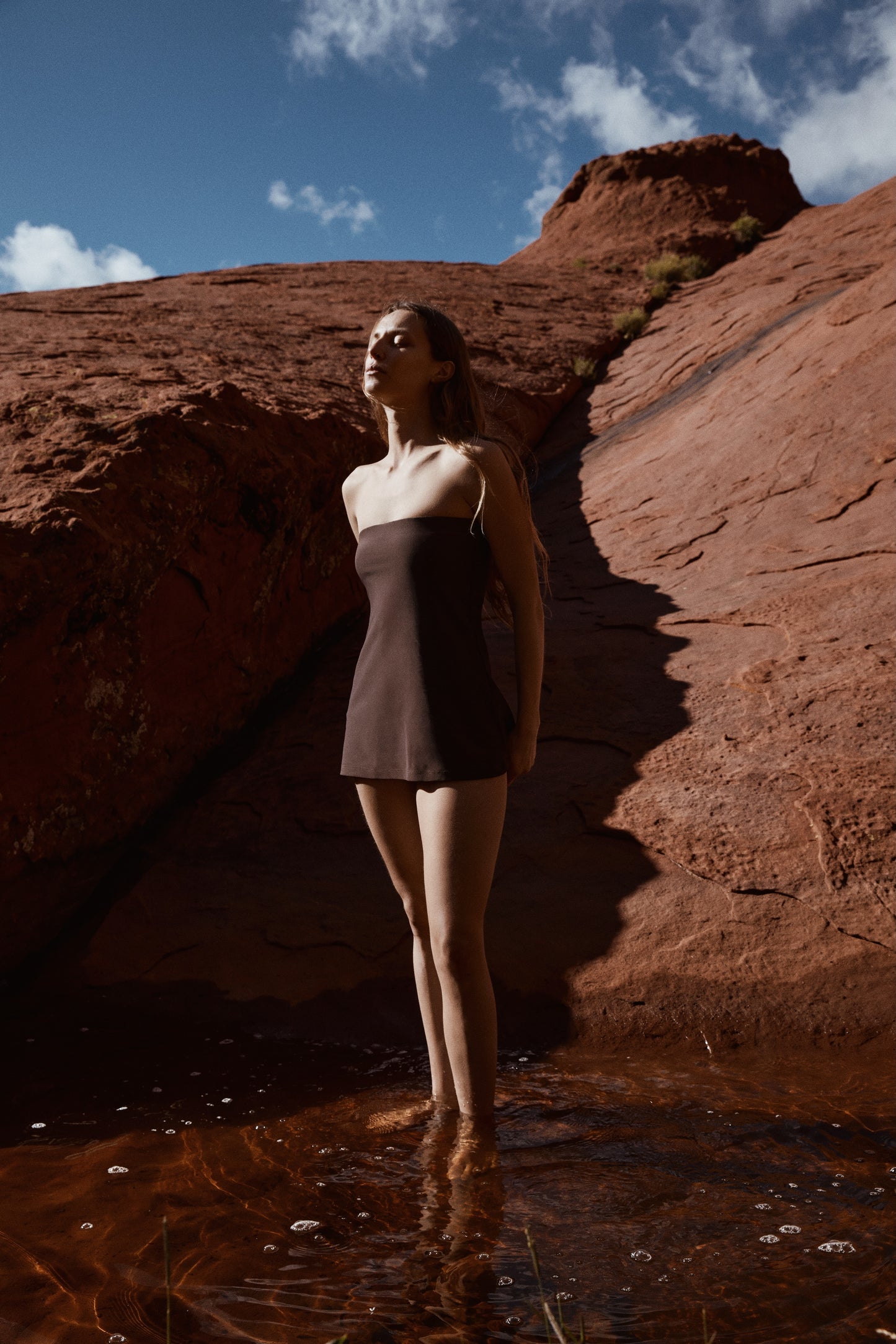 One Piece Vestido Strapless Tirreno