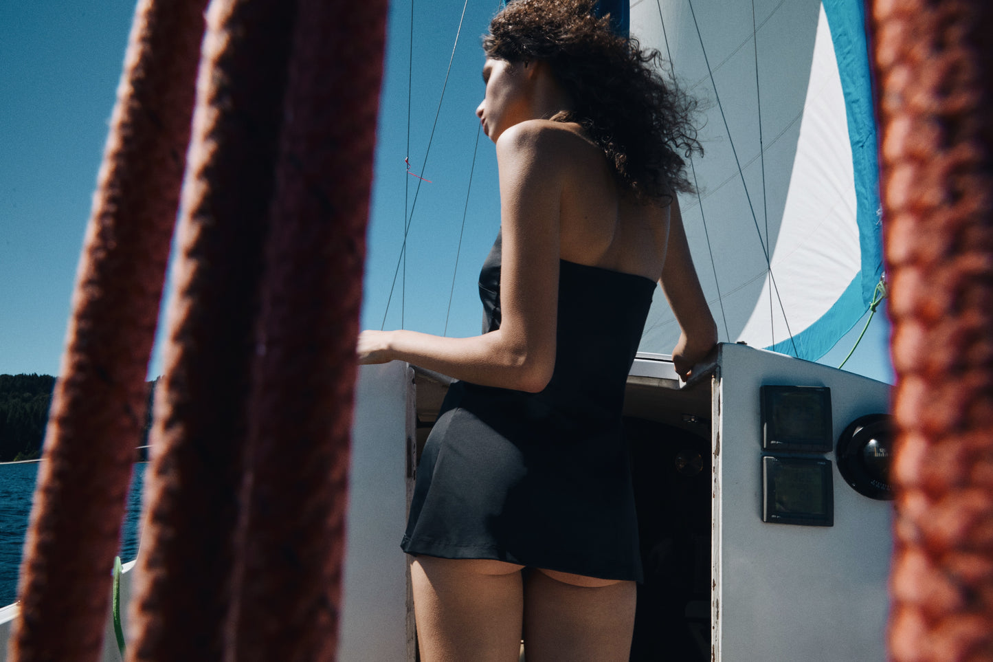 One Piece Vestido Strapless Tirreno