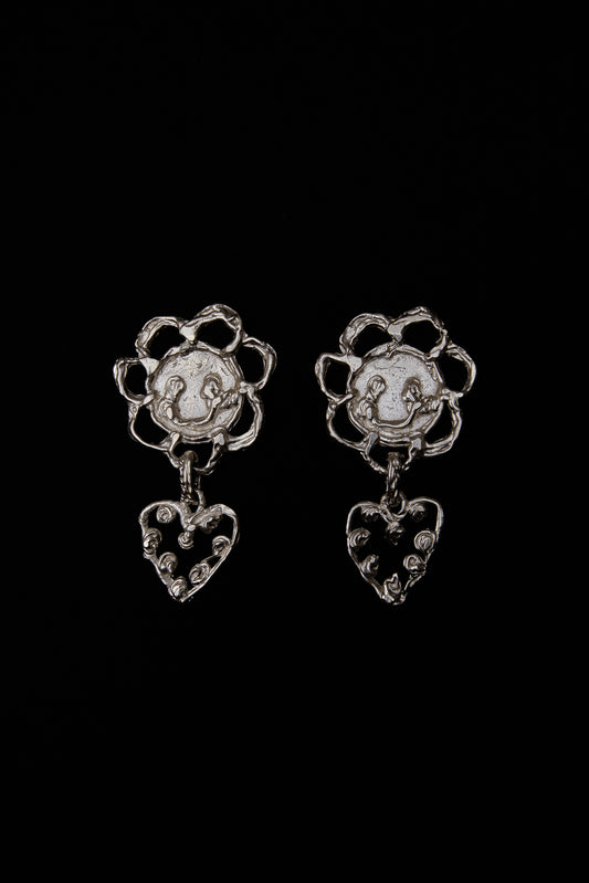 Florcita Corazón Earrings
