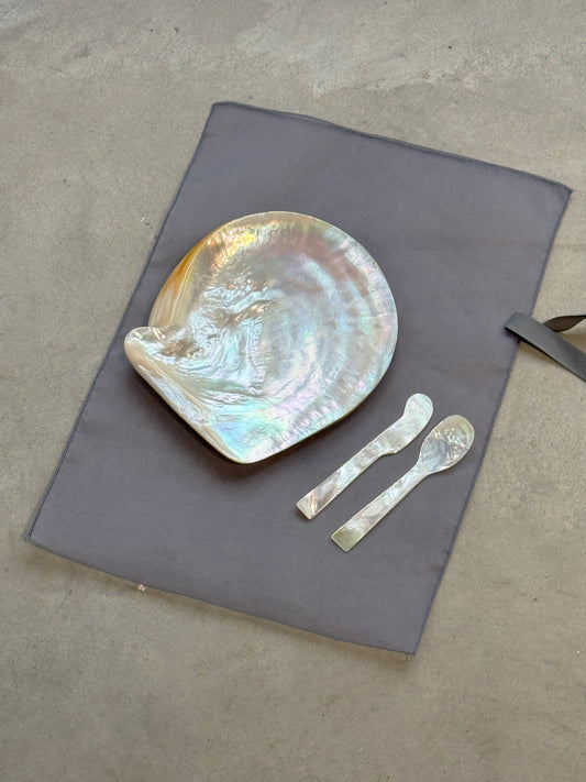 Oyster Set - Mother of pearl